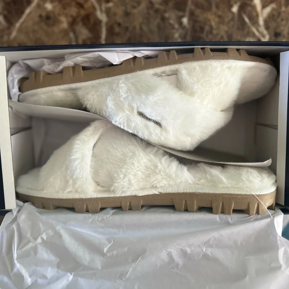 Slides - Picture 3 of 5